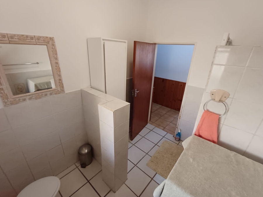 To Let 3 Bedroom Property for Rent in Albertinia Western Cape